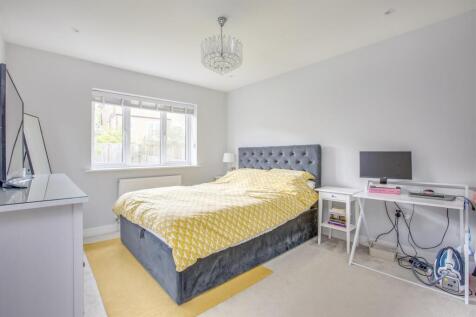 62 Windrush Court, HP13 7UL-6.jpg