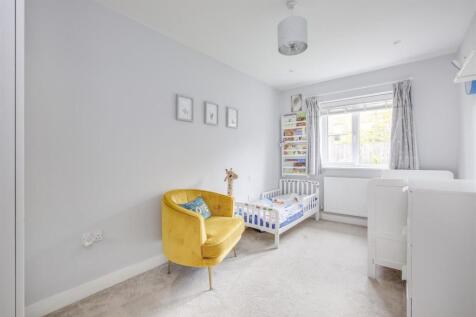 62 Windrush Court, HP13 7UL-5.jpg