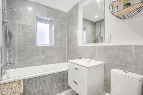 62 Windrush Court, HP13 7UL-8.jpg