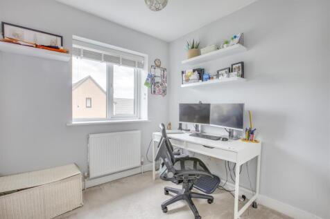 62 Windrush Court, HP13 7UL-11.jpg
