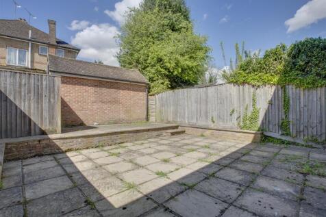 17B Totteridge Lane, HP13 7QD-9.jpg