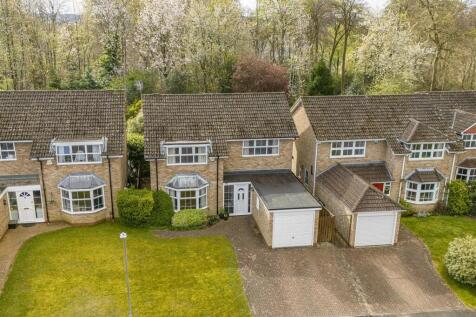 49 Sunnycroft, HP13 5UR Drone-2.jpg