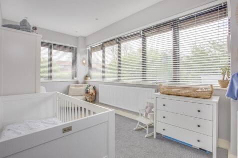 Flat 2 Swilley Gardens, Oxford Road, HP14 3NZ-3.jp