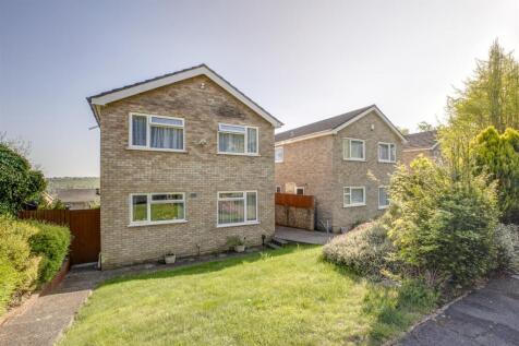 24 Curlew Close, HP13 5JY-13.jpg