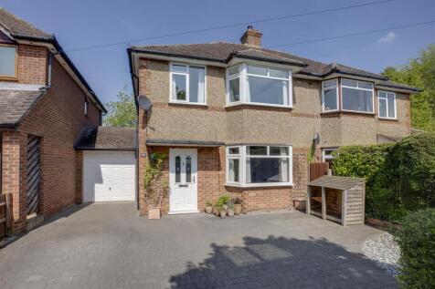 20 Totteridge Drive, HP13 6JJ-14.jpg