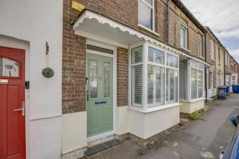 58 Gordon Road, HP13 6ER-15.jpg