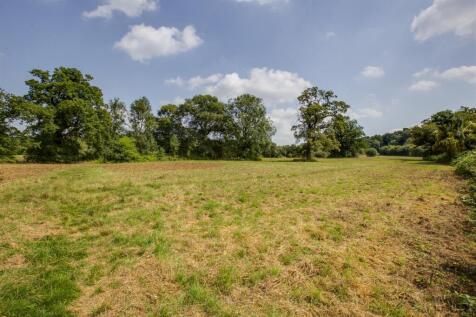 9 Slayter Road, HP14 3JQ-18.jpg