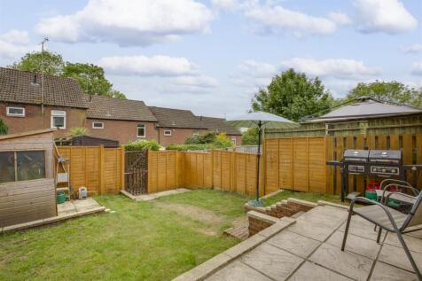 9 Slayter Road, Lane End, HP14 3JQ-11.jpg