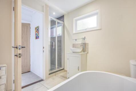 9 Slayter Road, Lane End, HP14 3JQ-1.jpg