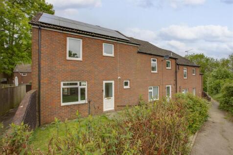 9 Slayter Road, Lane End, HP14 3JQ-14.jpg