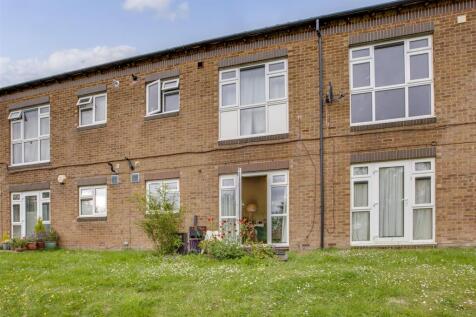 5 Malvern Close, HP13 5SA-13.jpg