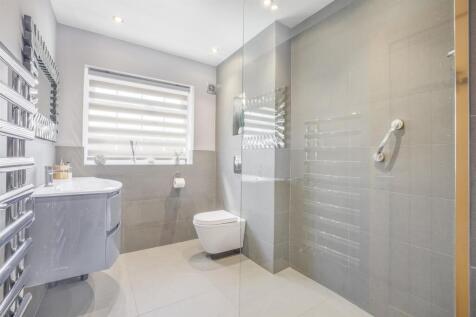 Windrush, Highfield Avenue, HP12 4ET-6.jpg