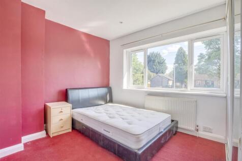 12 Field Road, HP12 4LR-1.jpg