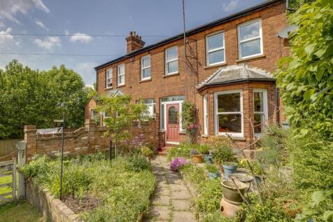 2 Lower Hamersley Lane, HP13 7DA-5.jpg