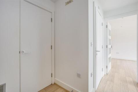 17 Ream Court, Ryemead Boulevard, HP11 1GG-9.jpg