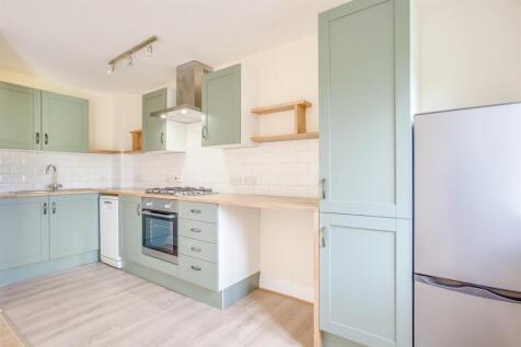 9 Wye Gardens, Fryers Lane, HP12 3DU-9.jpg