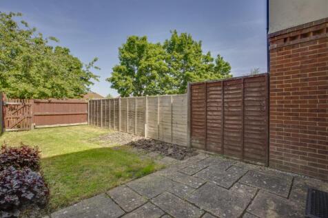 12 Parslow Close, HP21 9JD-10.jpg