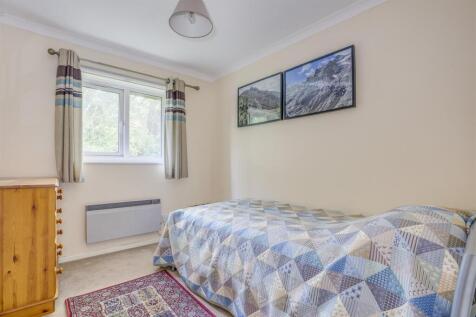 15 Edmunds Gardens, HP12 4LP-9.jpg