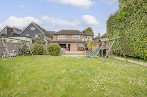 27 Marlow Road, HP11 1TA-13.jpg