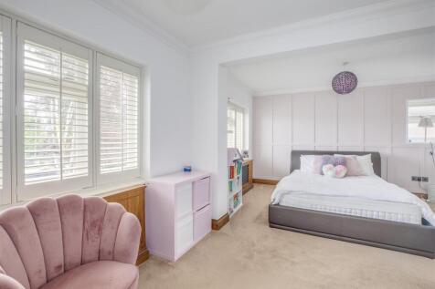 27 Marlow Road, HP11 1TA-3.jpg