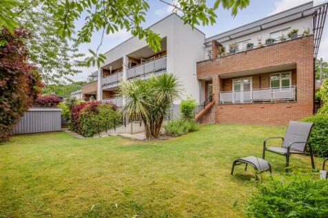 1 Riverlock Court, Spring Gardens Road, HP13 7FN-1