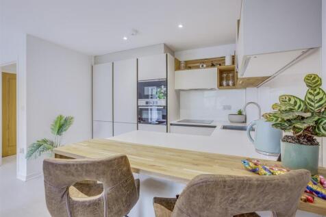 1 Riverlock Court, Spring Gardens Road, HP13 7FN-6