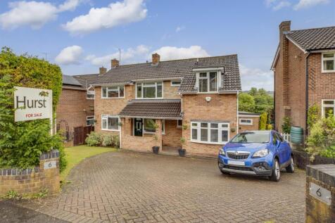 6 Beaconsfield Avenue, HP13 5EN-14.jpg
