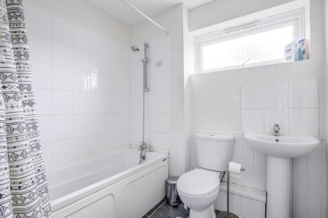 3 Kaybridge Close, HP13 7HF-3.jpg