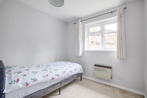 3 Kaybridge Close, HP13 7HF-1.jpg