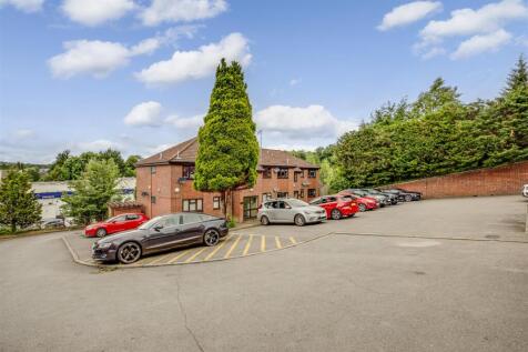 3 Kaybridge Close, HP13 7HF-11.jpg