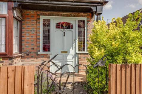 9A Desborough Park Road, HP12 3BQ-11.jpg