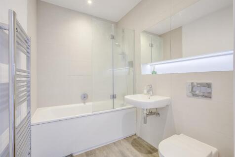 1 Rosemead Avenue, Oakland Way, HP10 9GD-3.jpg