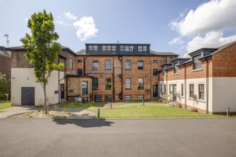 Flat 5, Park House, 31 London Road, HP11 1WQ-3.jpg