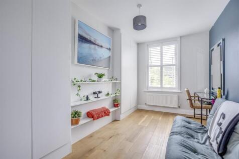 Flat 5, Park House, 31 London Road, HP11 1WQ-6.jpg