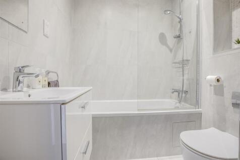 Flat 5, Park House, 31 London Road, HP11 1WQ-7.jpg