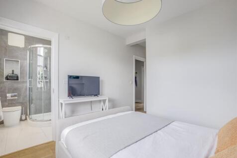 Flat 5, Park House, 31 London Road, HP11 1WQ-9.jpg