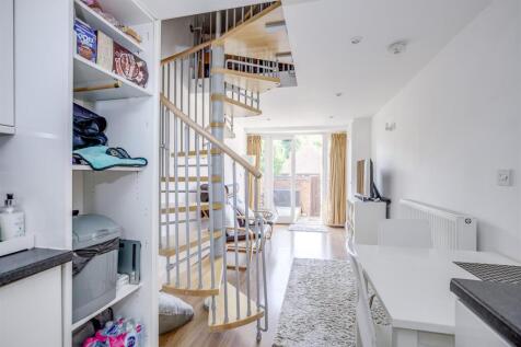 9A The Leys, Halton Village, HP22 5GH-8.jpg