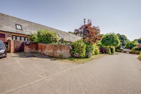 9A The Leys, Halton Village, HP22 5GH-12.jpg