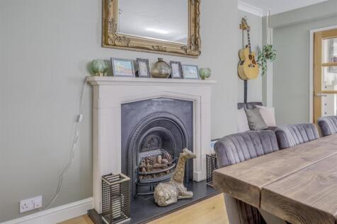 The Paddock, Rambling Way, Potten End, HP4 2SE-3.j