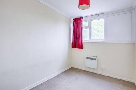 17 Hunters Hill, HP13 7EW-1.jpg