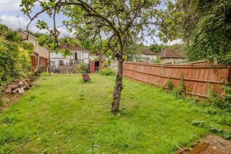 45 Keep Hill Drive, HP11 1DT-10.jpg