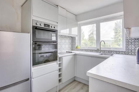 45 Keep Hill Drive, HP11 1DT-2.jpg