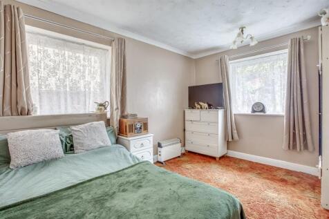 45 Keep Hill Drive, HP11 1DT-6.jpg