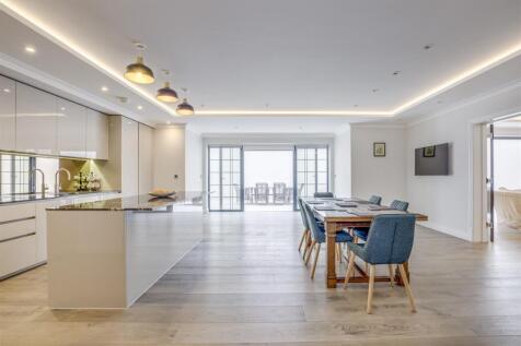 Apt 4 Wellington Court, 66 Penn Road, HP9 2LS-8.jp