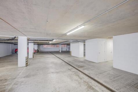 Apt 4 Wellington Court, 66 Penn Road, HP9 2LS-7.jp