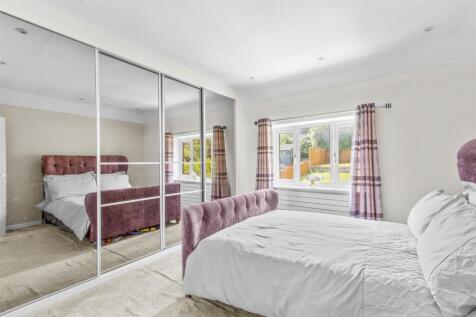 57 Plumer Road, HP11 2SR-3.jpg