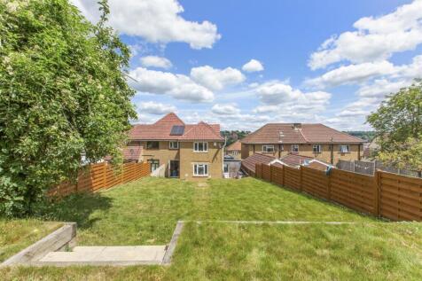 57 Plumer Road, HP11 2SR-13.jpg
