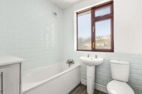 25 Melbourne Road, HP13 7HE-5.jpg