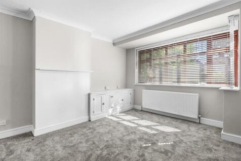 25 Melbourne Road, HP13 7HE-6.jpg