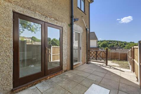 25 Melbourne Road, HP13 7HE-11.jpg